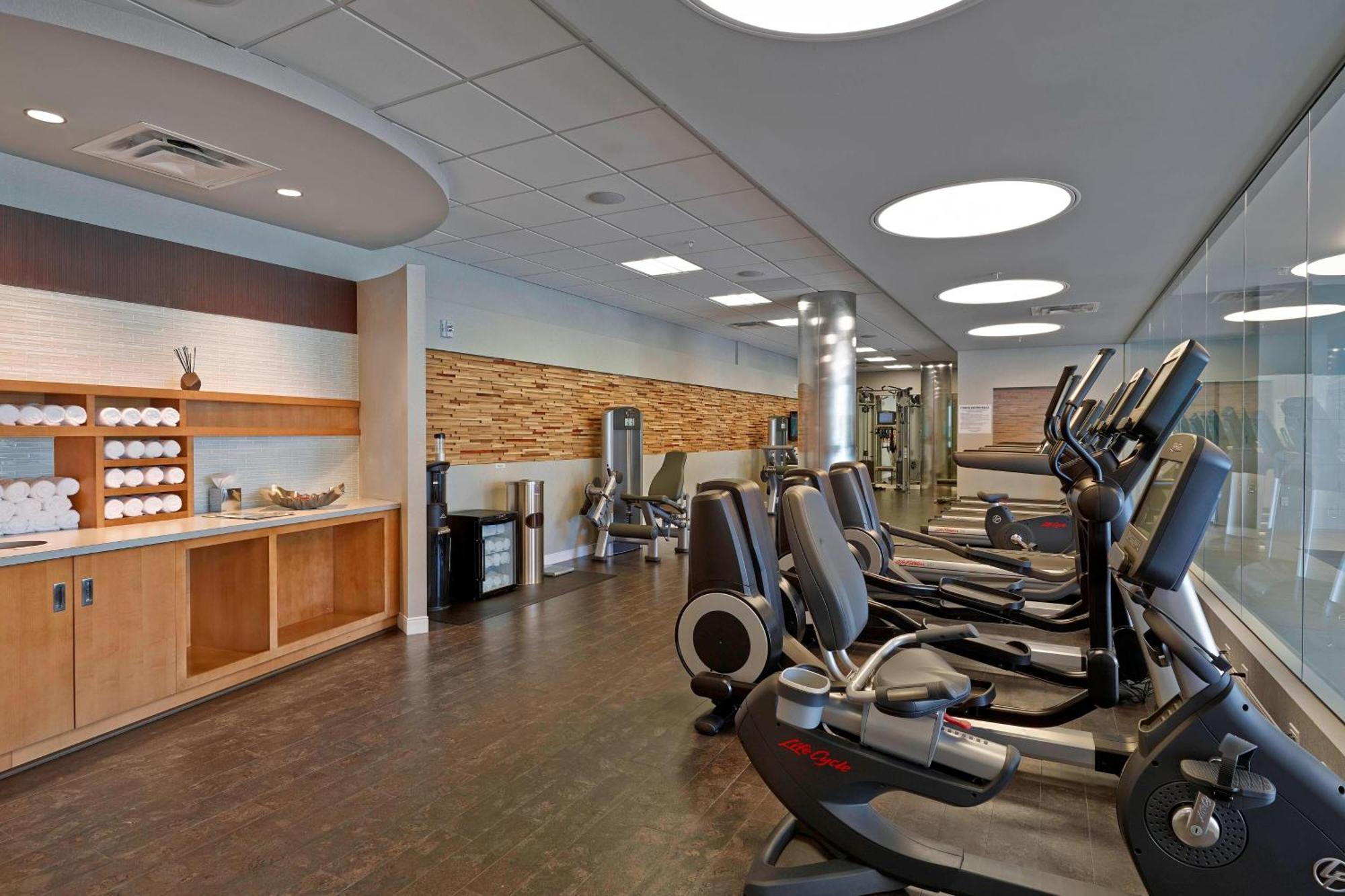 Renaissance Edmonton Airport Hotel Nisku Eksteriør bilde