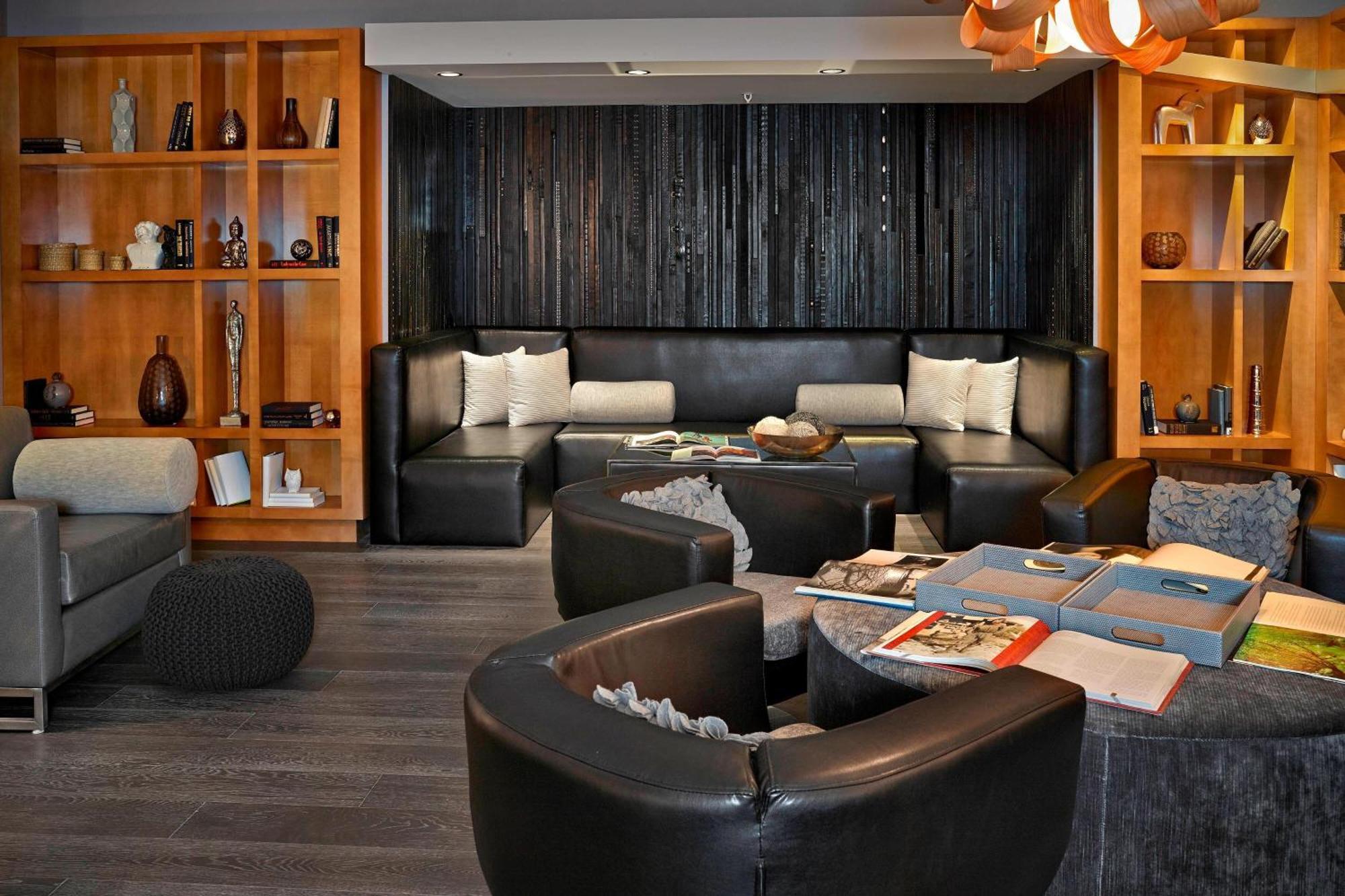 Renaissance Edmonton Airport Hotel Nisku Eksteriør bilde